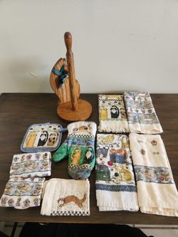 Vintage Kitchen Towel Lot Hot Pan Holders CAT LOVERS Handmade Wood Paper towel Holder 10-pieces