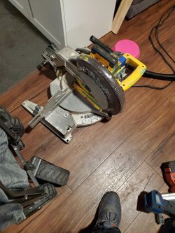 Dewalt Saw