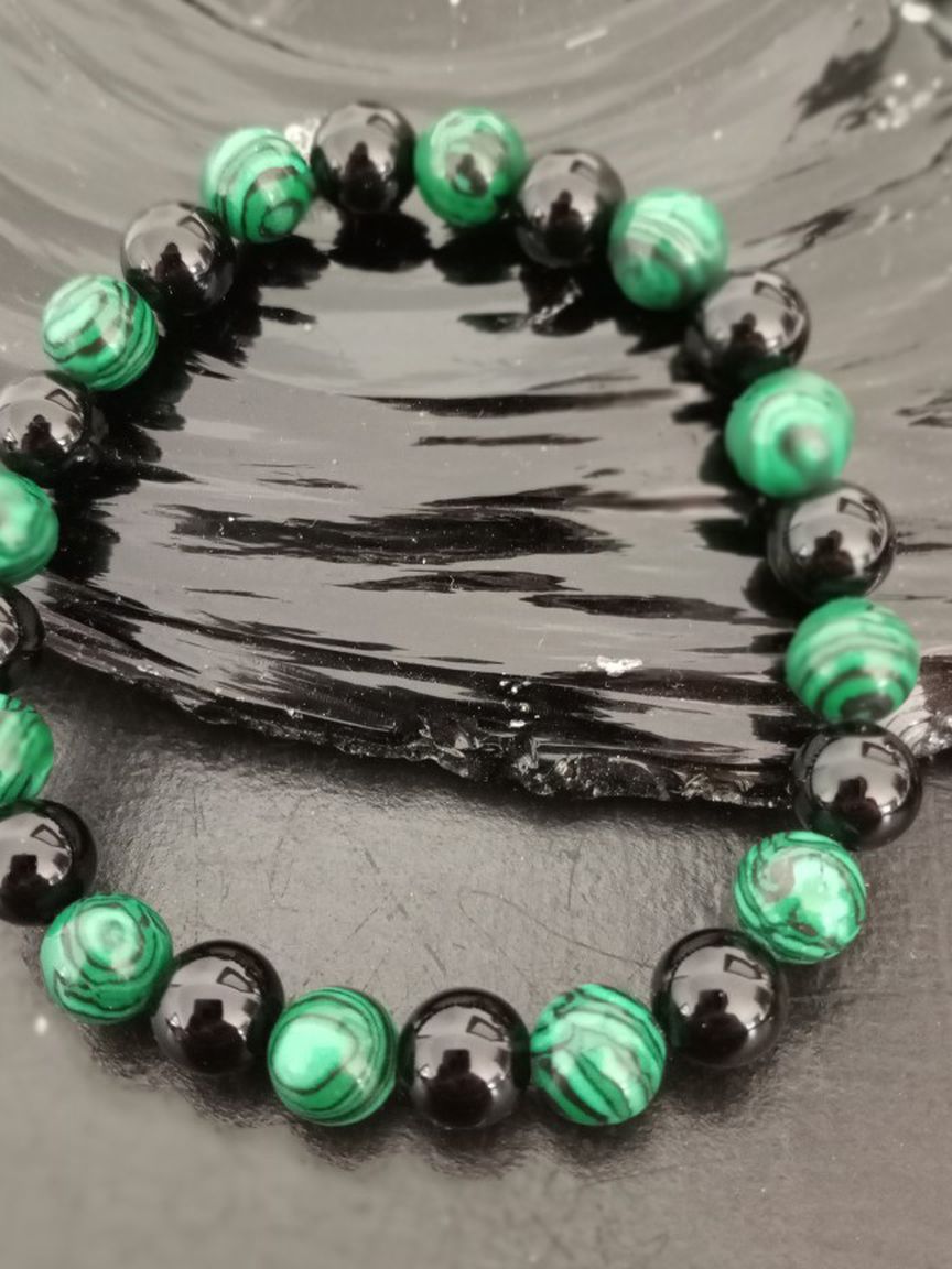 Brand New, Beautiful Malachite Stone And Black Onyx Bracelets. Men And Women Sizes Available. Jewelry Bag Included. Great Valentines Day Gift.