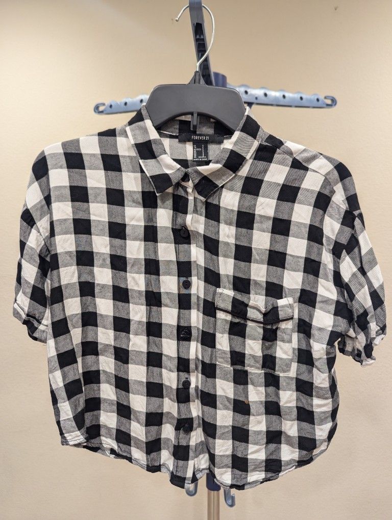 Black & White Buffalo Check Button Up Short Sleeve Cropped Shirt Forever 21 Juniors Size S