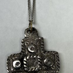 SILVER .925 VINTAGE CROSS PENDANT WITH CHAIN