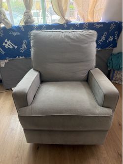 Recliner couch