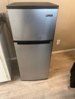 Magic Chef freezor Rifrigrator