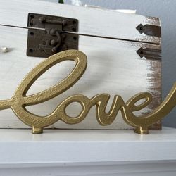Gold Metal “Love” Sign – Modern Home Décor