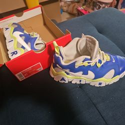 Nike Dunks Low GS – Youth 4.5, With Box