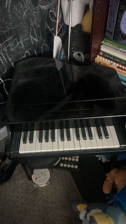 Mini Grand piano for kids / toddlers￼
