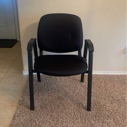 Black Sitting Chair 