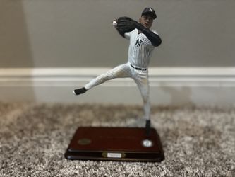 Danbury Mint Derek Jeter Figurine #285 – With Box & COA