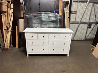 Chest of drawers $260