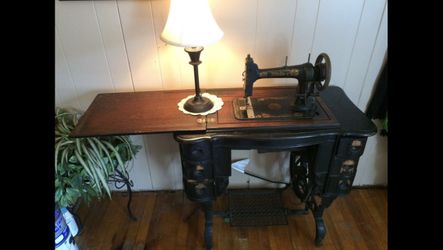 Vintage Sewing Machine