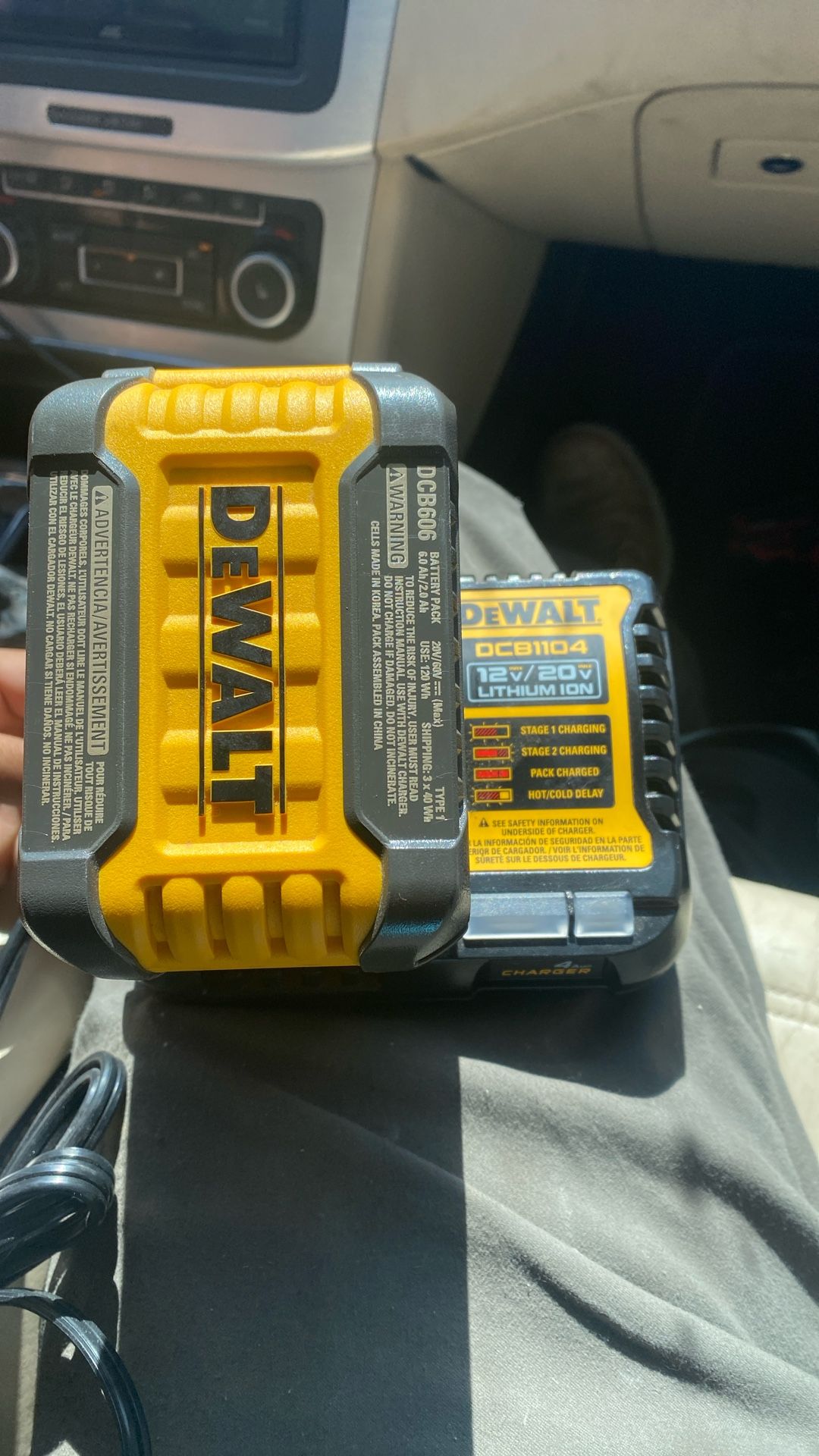Dewalt Flexvolt Battery Pack And Charger
