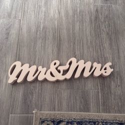 Mr. & Mrs. Wedding Sign