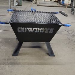 New Custom Made Fire Pit/ Grill