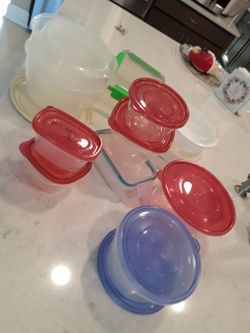 14 Piece Tupperweare Like New In Spring Hill