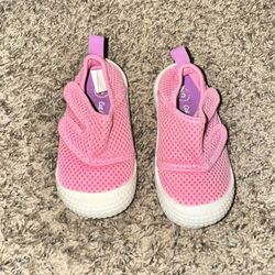 Cat & Jack Water Shoes 