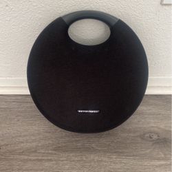 Harmon Kardon Onyx Studio 6 Waterproof Bluetooth Speaker 