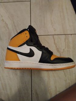 Air Jordan 1 High Yellow Toe Sneaker size 7