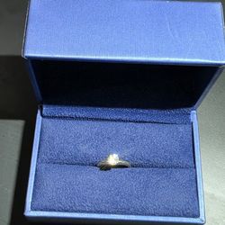 14k GOLD SOLITAIRE ENGAGEMENT RING 