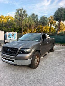 Ford F-150 XLT Triton SuperCab