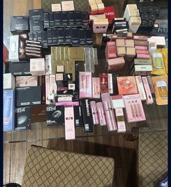 Hugh End Makeup Bundle 