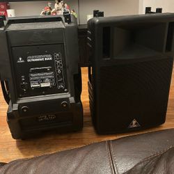 Used 2 Pair Behringer Ultrawave B300 Powered Speaker 