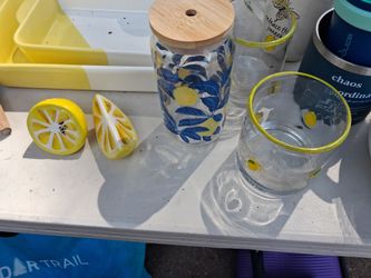 Lemon cups