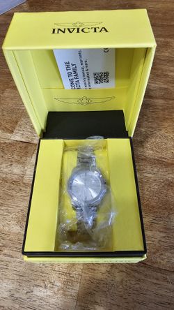 Brand New 34mm All Silver Invicta Watch