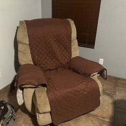 Oversize reclining chair