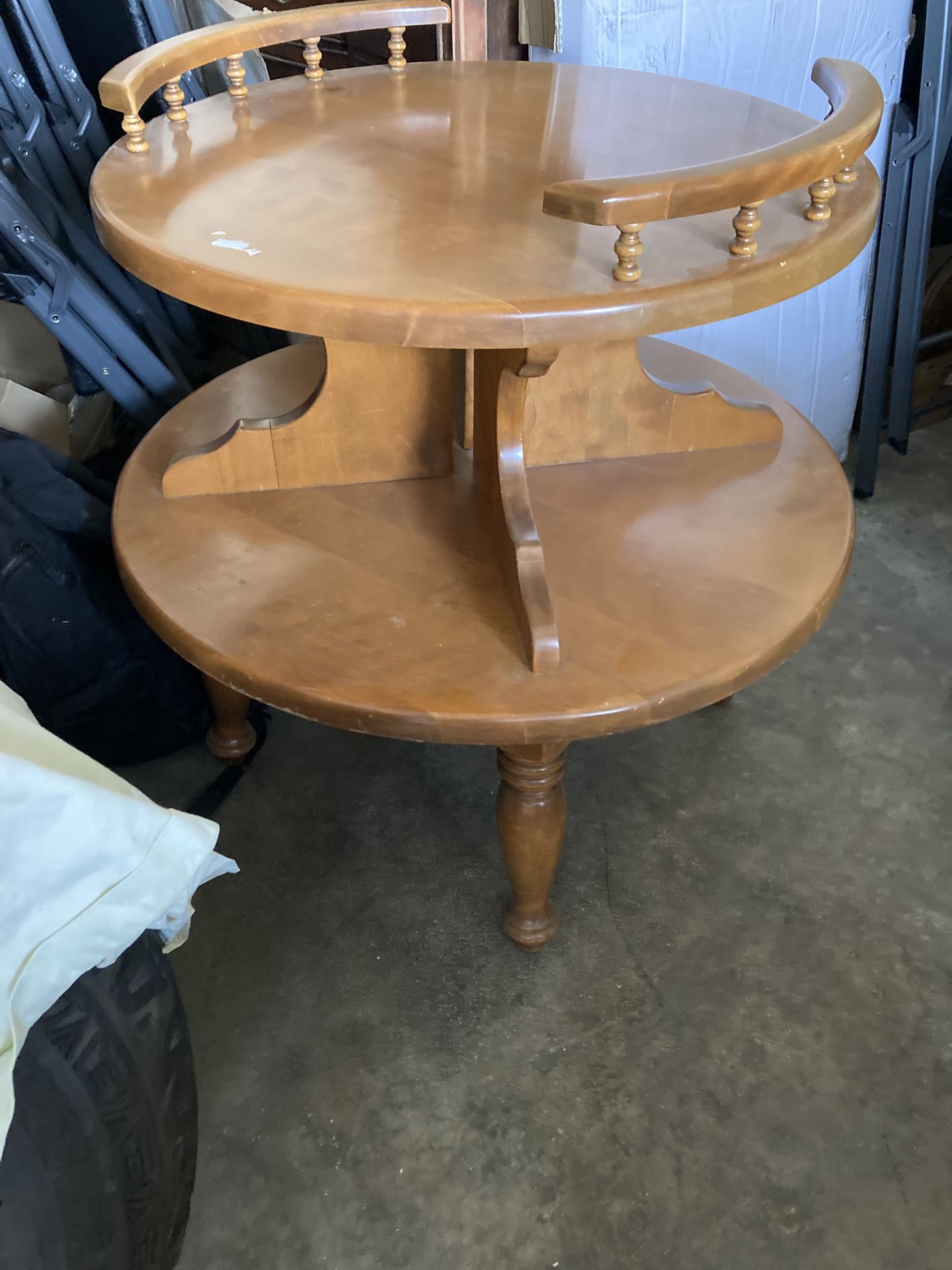 Vintage 2 Tier Round Maple Side Table