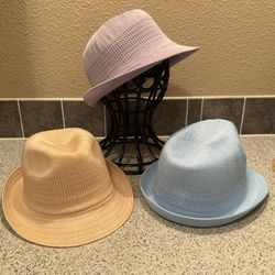 NEW! Hats - different styles and colors available 👒