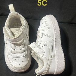 white Nike Court Borough Low 2 toddler shoe