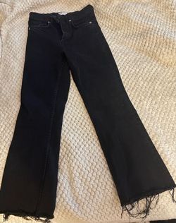 Zara Women’s Black Raw Hem Straight Leg Jeans Size 4