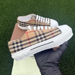 Burberry Shoes