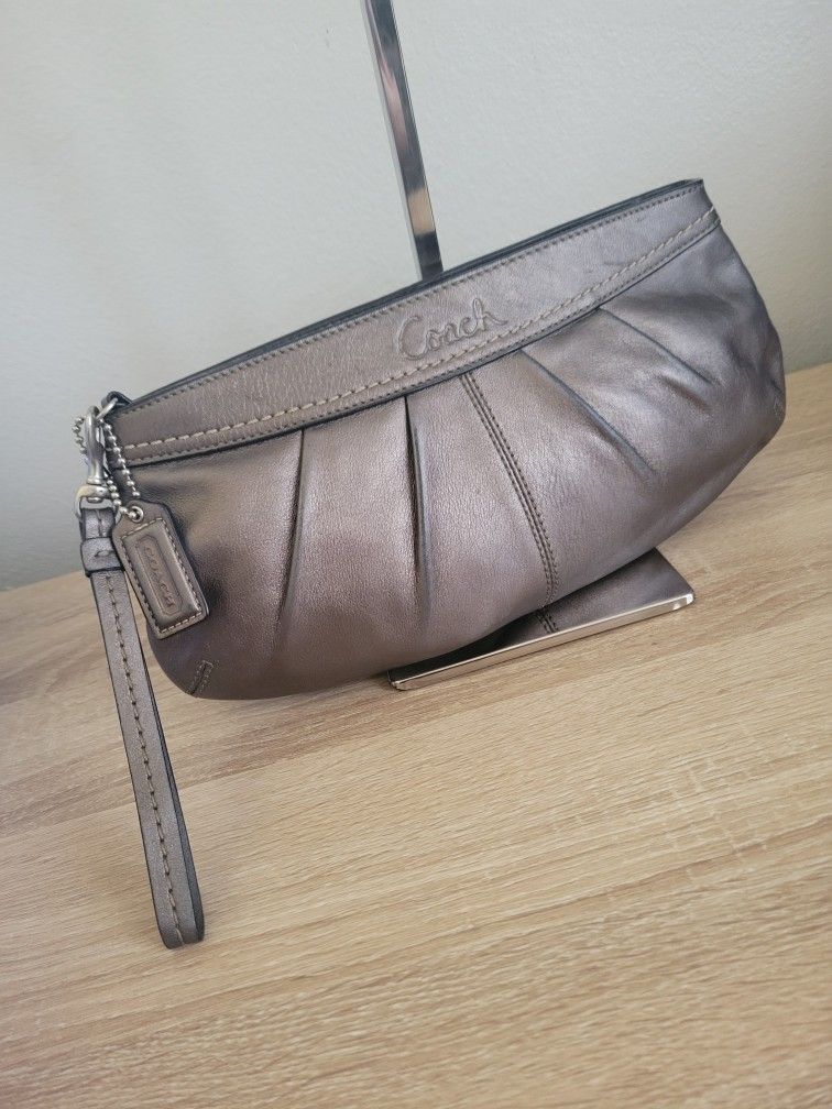 Coach Ashley 2009 Large Metallic Leather Clutch/Wristlet