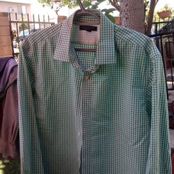 6 varied men's long sleeved dress shirts