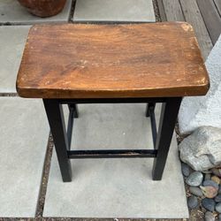 1 x Solid Wood Saddle Seat Bar Counter Stool Chair Brown Black (Silver Lake)