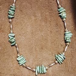 Beautiful Turquoise And Silver Necklace