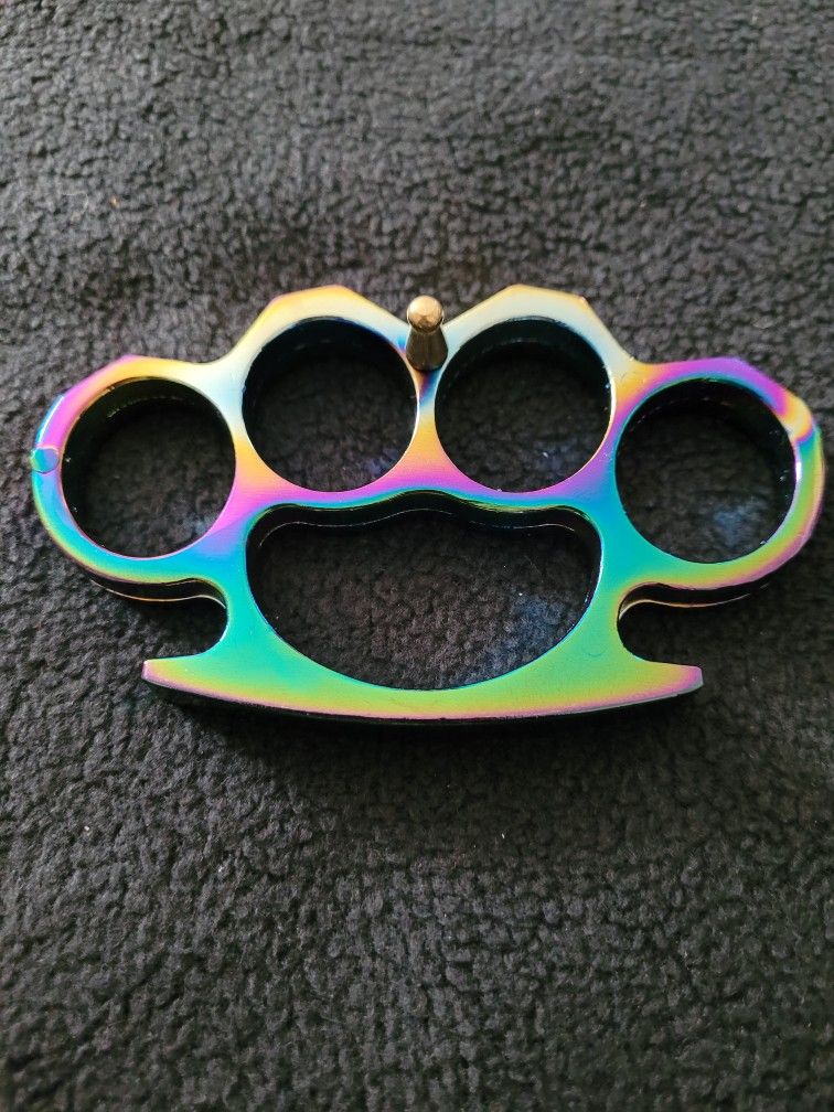 Brass knuckles