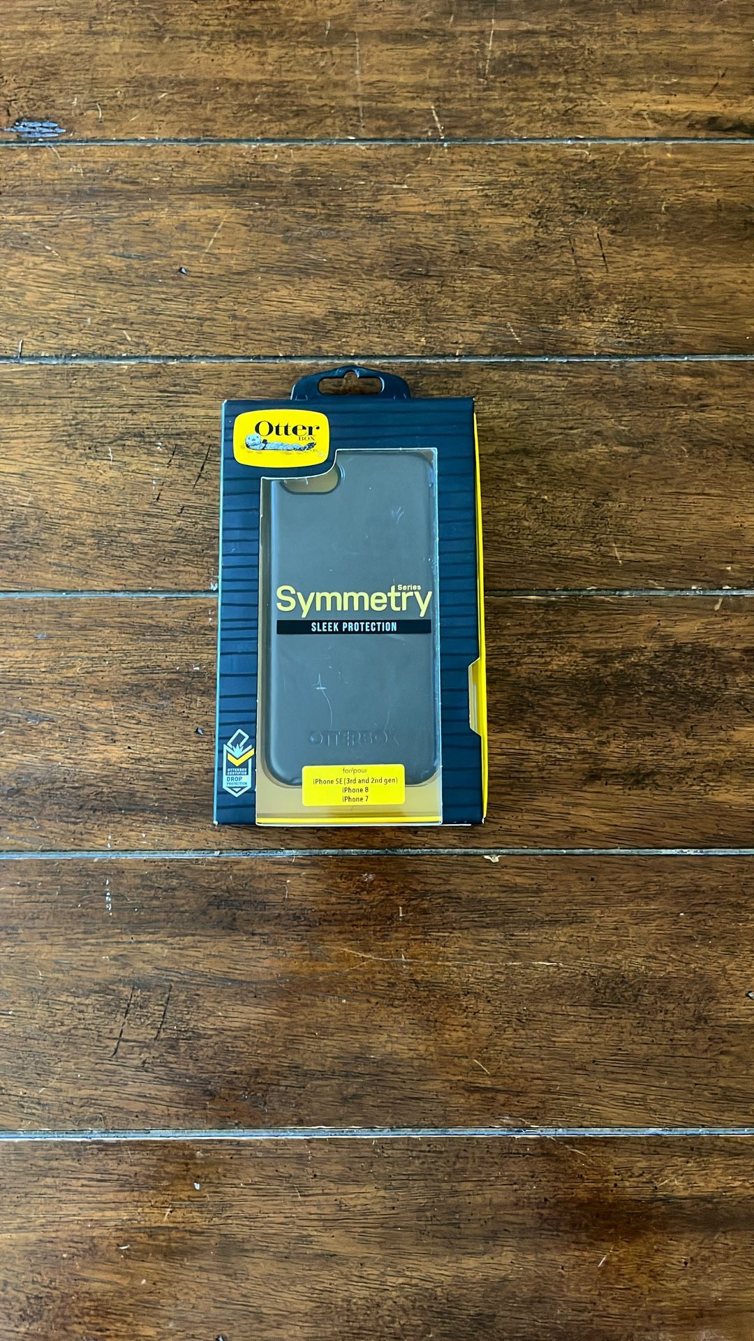OtterBox iPhone SE Case (BRAND NEW)