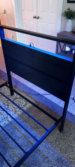 Bed frame twin