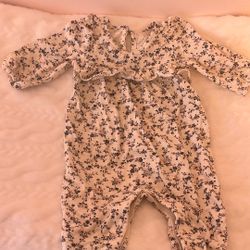 BabyGap Floral Romper 0-3 Months 