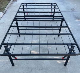 Black Metal Platform Bed Frame