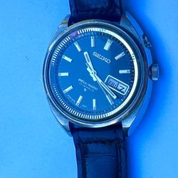 Vintage Seiko 4006-7000 Bell-Matic 17 Jewels for Sale in Matthews