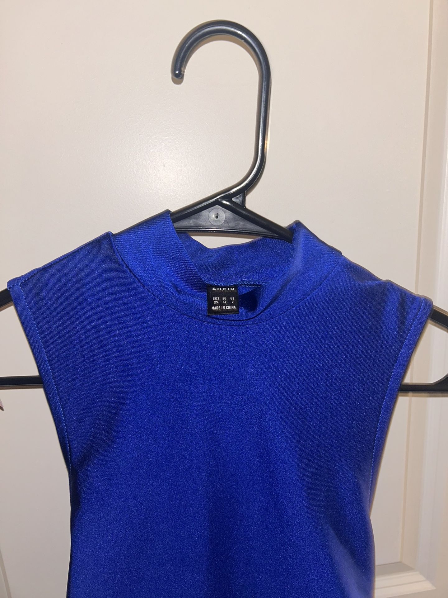 Blue dress