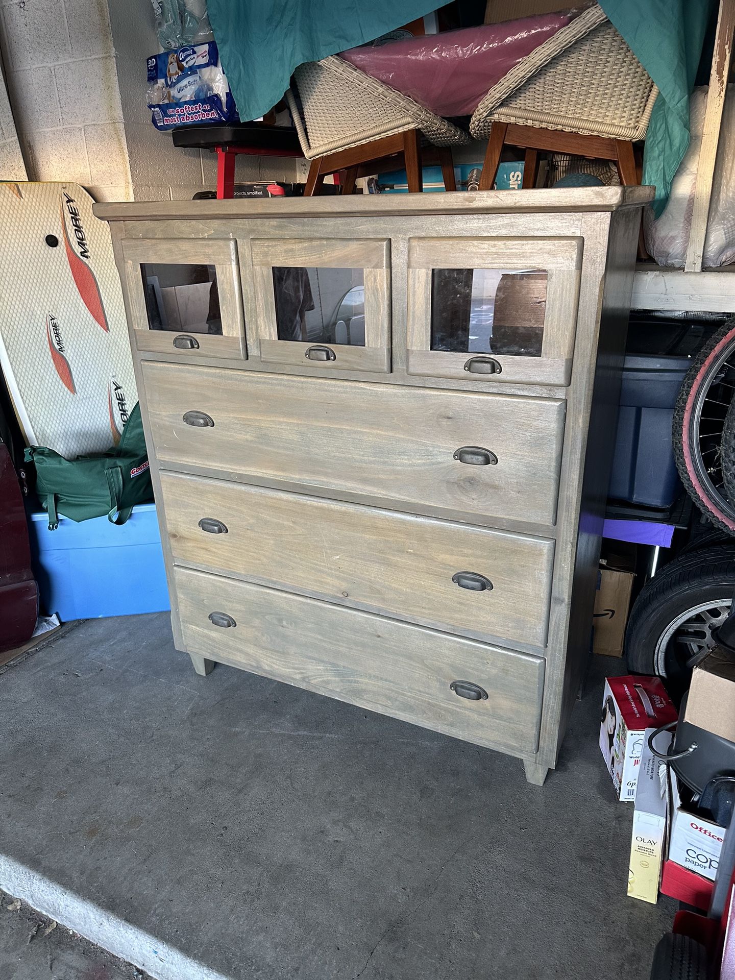 Dresser
