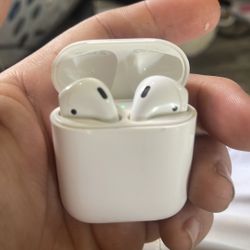 Airpods 