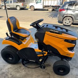 Cub Cadet XT1 Enduro LT 42 in. 547cc Engine with Intelli Power Hydrostatic Drive Gas Riding Lawn Tractor 