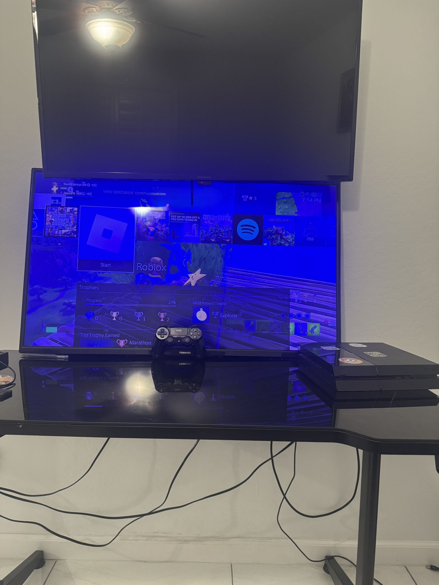 PS4