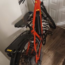 JUICED CROSSCURRENT 52V BICYCLE