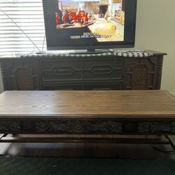 Living Or Den Center Table 